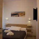 アパート Antonietta 1, Giardino Privato, Mare E Pineta