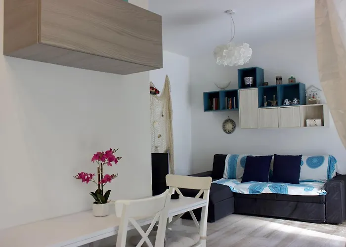 Апартаменти Antonietta 1, Giardino Privato, Mare E Pineta Бібіоне